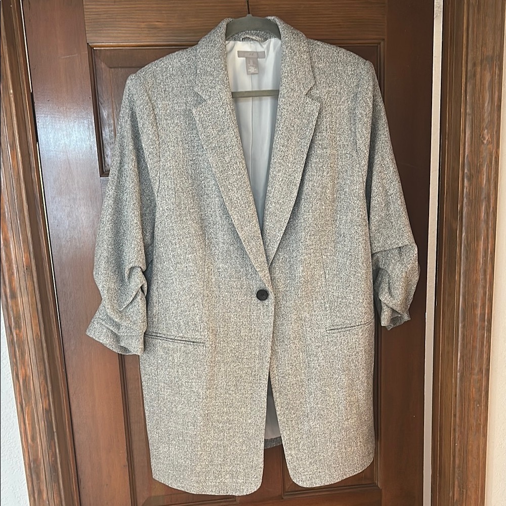 H&M Longline Light Gray Blazer with Textured Fabric and 3/4 ruched sleeves